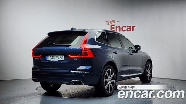 Volvo XC60 2021 — Şəkil 2/20