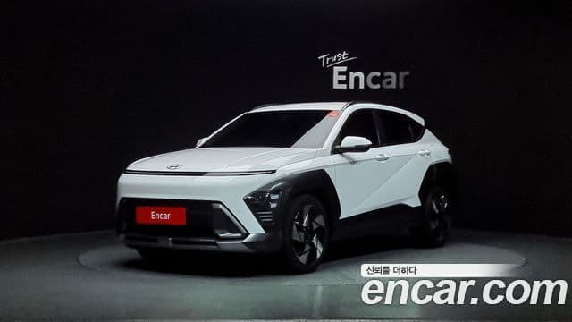 Hyundai Kona 2023 — ფოტო 1/20