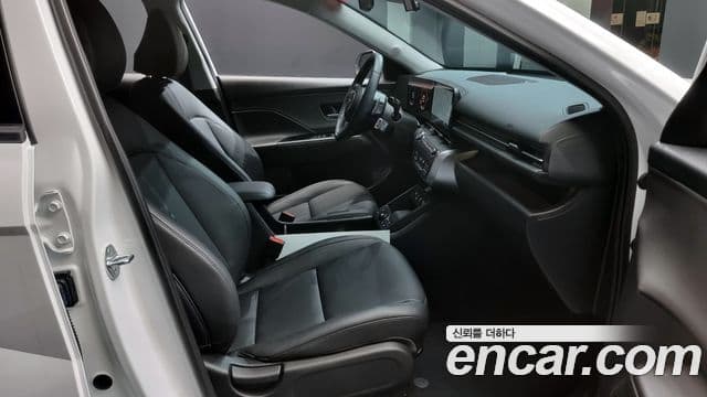 Hyundai Kona 2023 — ფოტო 10/20