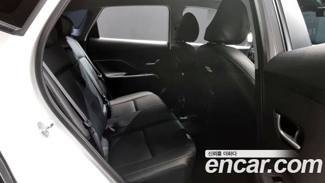 Hyundai Kona 2023 — ფოტო 12/20