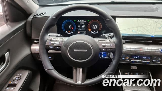 Hyundai Kona 2023 — ფოტო 15/20