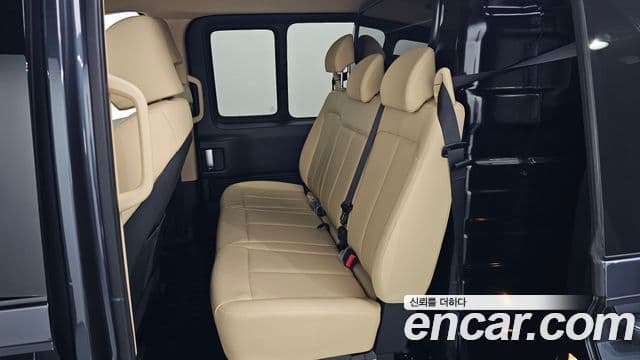 Hyundai Staria 2023 — Şəkil 12/20
