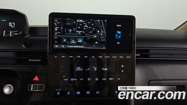 Hyundai Staria 2023 — Şəkil 14/20