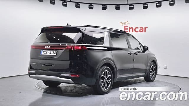 Kia Carnival 2022 — Şəkil 2/20