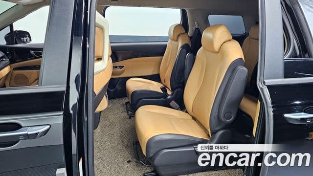 Kia Carnival 2022 — Şəkil 11/20