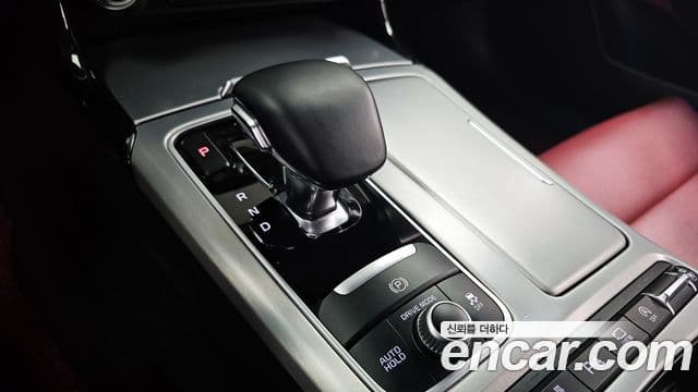 Kia Stinger 2019 — Şəkil 7/20