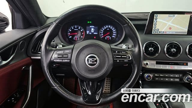 Kia Stinger 2019 — Şəkil 13/20