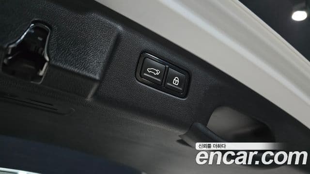 Kia Sorento 2021 — Şəkil 17/20