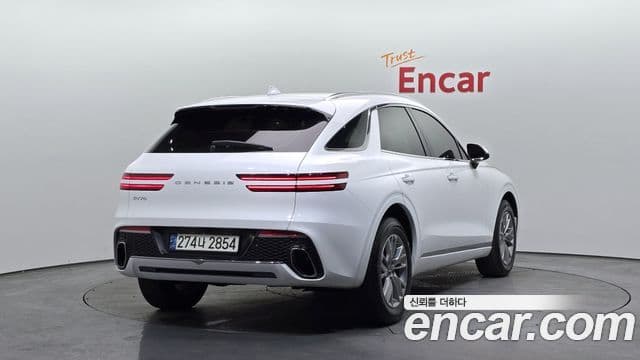 Genesis GV70 2022 — ფოტო 2/20