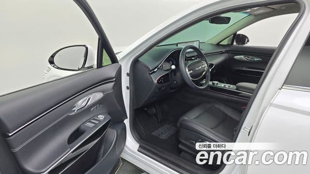 Genesis GV70 2022 — ფოტო 10/20