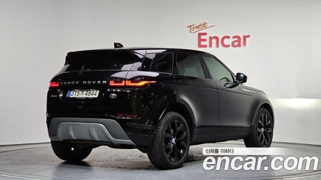 Land Rover Range Rover Evoque 2021 — Фото 2/20