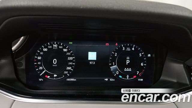 Land Rover Range Rover Evoque 2021 — Фото 8/20