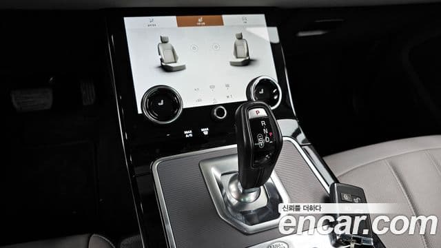 Land Rover Range Rover Evoque 2021 — Фото 9/20