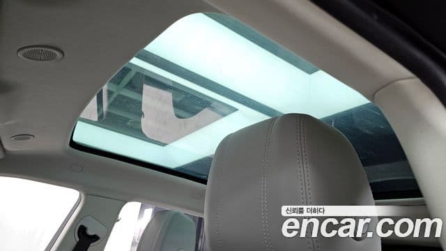 Land Rover Range Rover Evoque 2021 — Фото 19/20