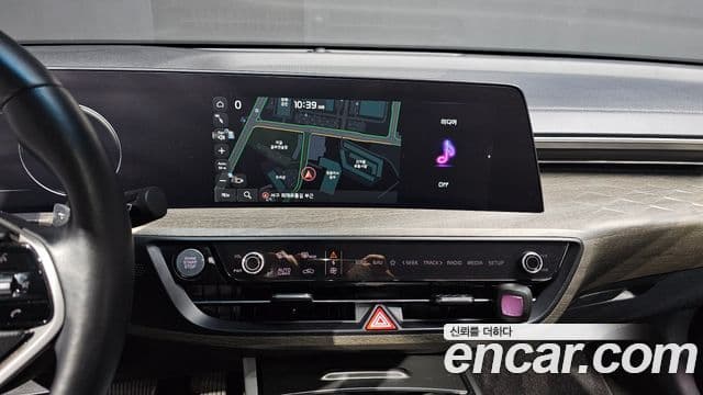 Kia K8 2022 — Şəkil 15/20