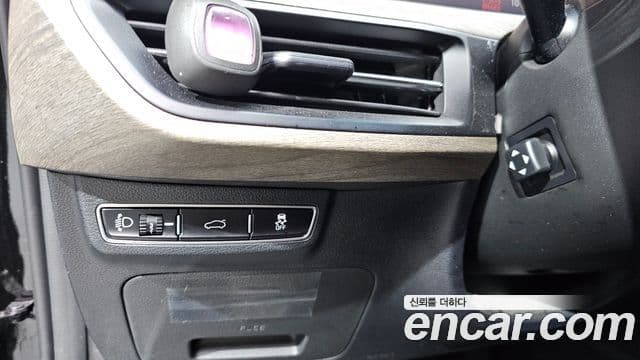 Kia K8 2022 — Şəkil 19/20