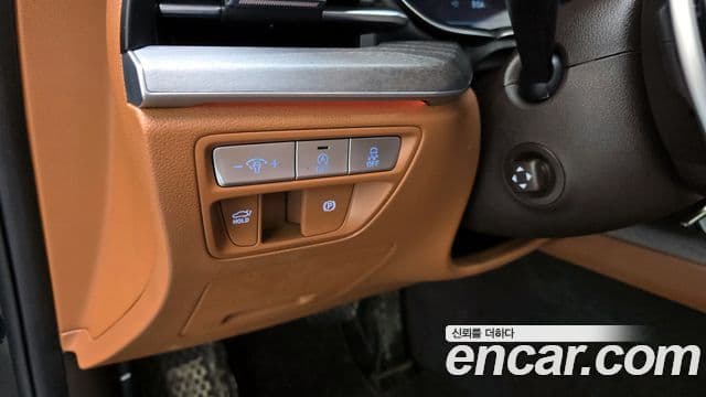 Genesis Electrified G80 2023 — Şəkil 13/20