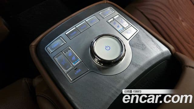 Genesis Electrified G80 2023 — Şəkil 17/20