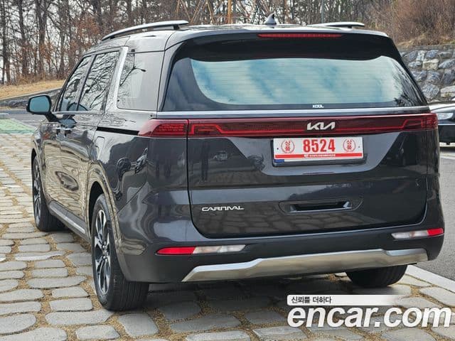 Kia Carnival 2023 — Şəkil 4/20