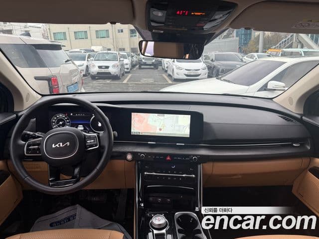 Kia Carnival 2023 — Şəkil 9/20