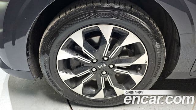 Kia Carnival 2021 — Photo 12/20