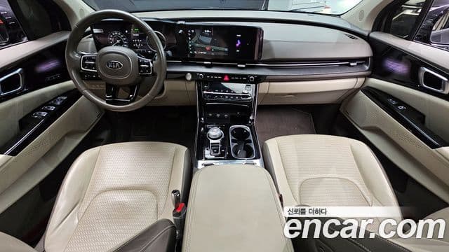 Kia Carnival 2021 — Photo 17/20