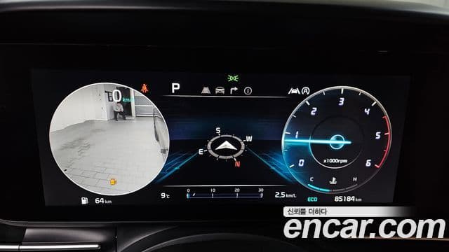 Kia Carnival 2022 — ფოტო 6/20