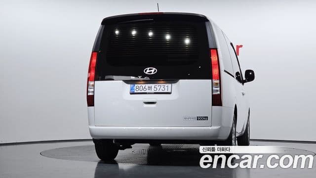 Hyundai Staria 2025 — Şəkil 4/20
