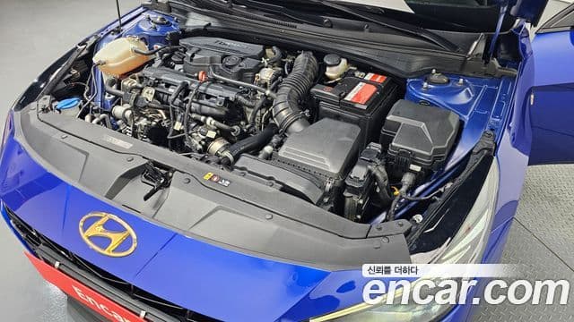 Hyundai The New Avante Hybrid 2022 — Şəkil 15/20