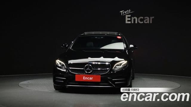 Mercedes-Benz E-Class 2020 — ფოტო 3/20