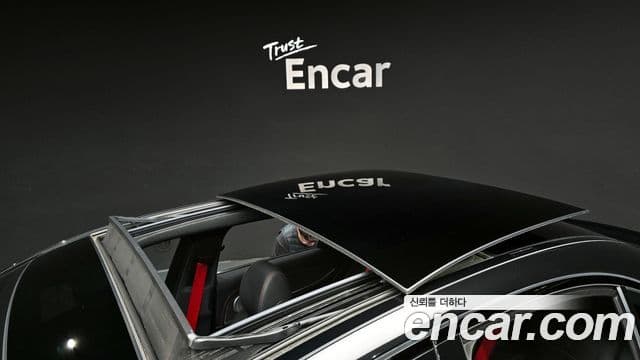 Mercedes-Benz E-Class 2020 — ფოტო 19/20