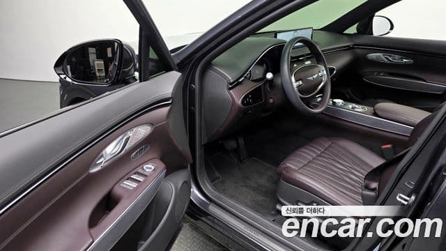 Genesis GV70 2021 — Photo 4/20