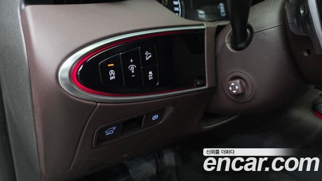 Genesis GV70 2021 — Photo 17/20