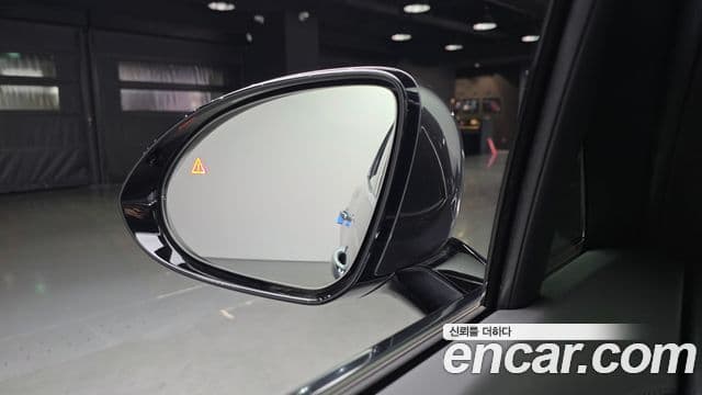 Genesis GV70 2021 — Photo 12/20