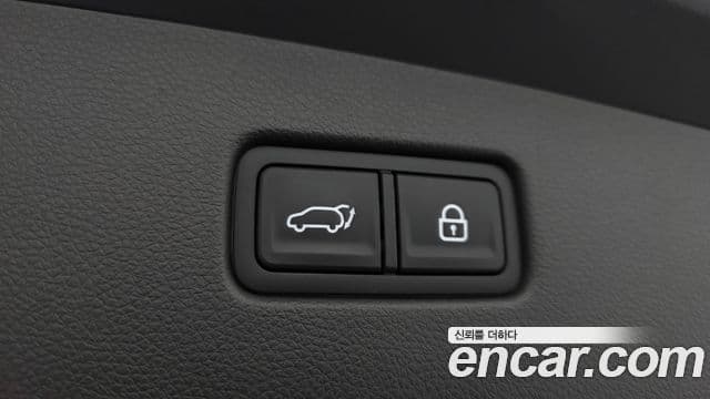 Genesis GV70 2021 — Photo 18/20