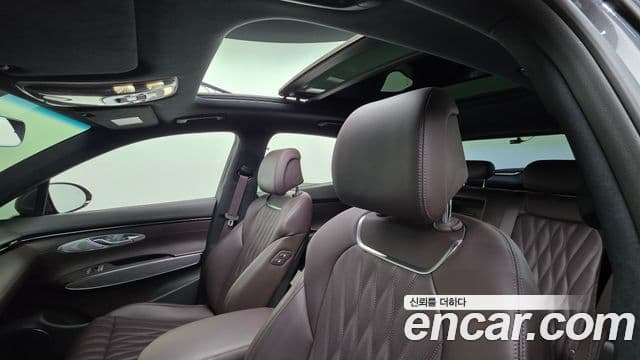 Genesis GV70 2021 — Photo 13/20