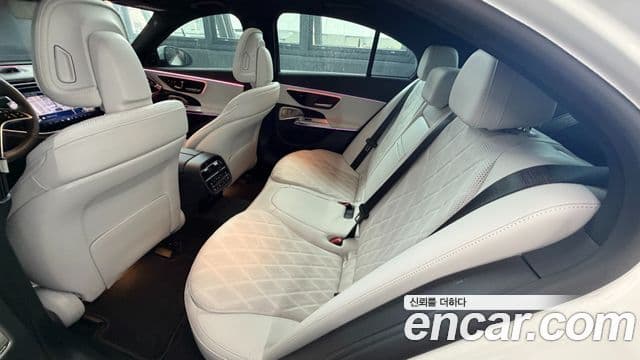 Mercedes-Benz E-Class 2024 — Şəkil 9/14