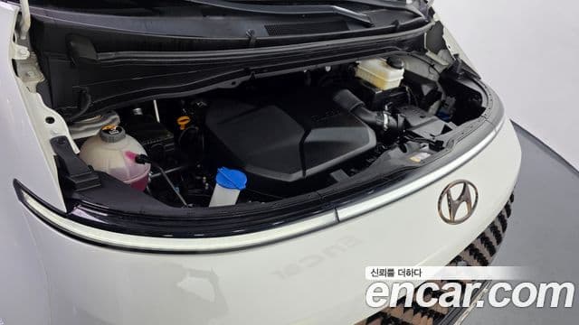 Hyundai Staria 2022 — Şəkil 1/20