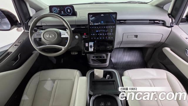 Hyundai Staria 2022 — Şəkil 13/20