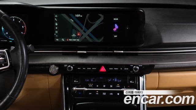 Kia Carnival 2021 — Şəkil 14/20