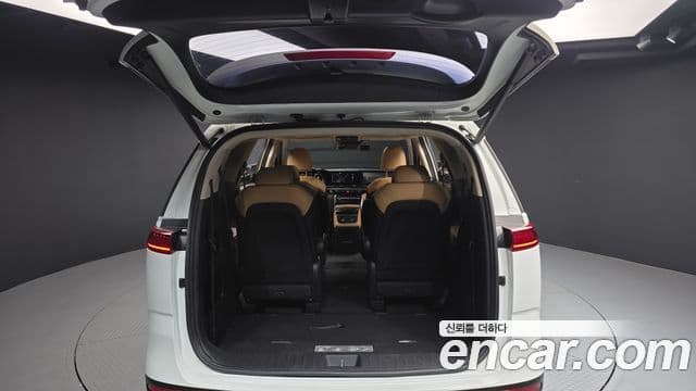 Kia Carnival 2021 — Şəkil 20/20