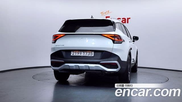 Kia Sportage 2021 — ფოტო 4/20