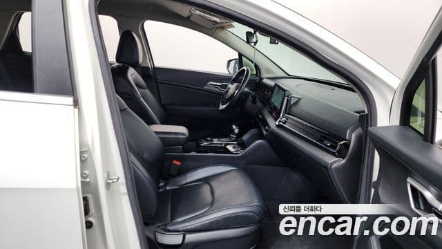 Kia Sportage 2021 — ფოტო 11/20