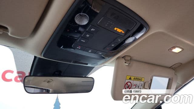 Kia Carnival 2020 — ფოტო 19/20