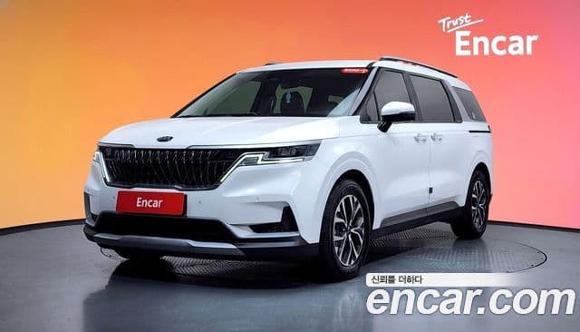 Kia Carnival 2020 — Фото 1/20