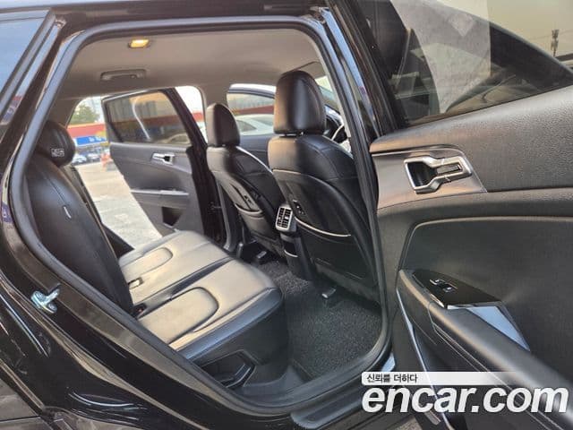 Kia Sportage 2024 — фото 8 из 20