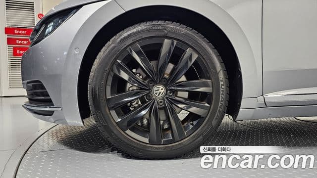 Volkswagen Arteon 2019 — Şəkil 5/20