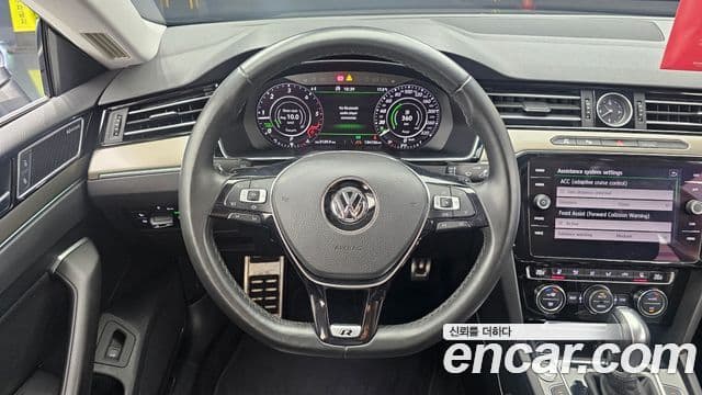 Volkswagen Arteon 2019 — Şəkil 13/20