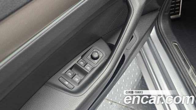 Volkswagen Arteon 2019 — Şəkil 17/20