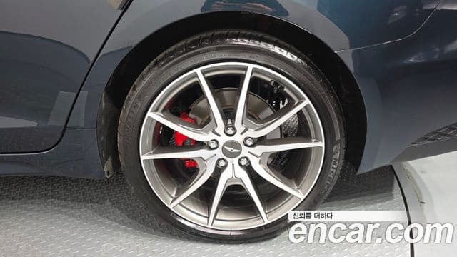 Genesis G70 2021 — ფოტო 5/20